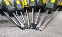 Отвертки: основные типы и размеры
